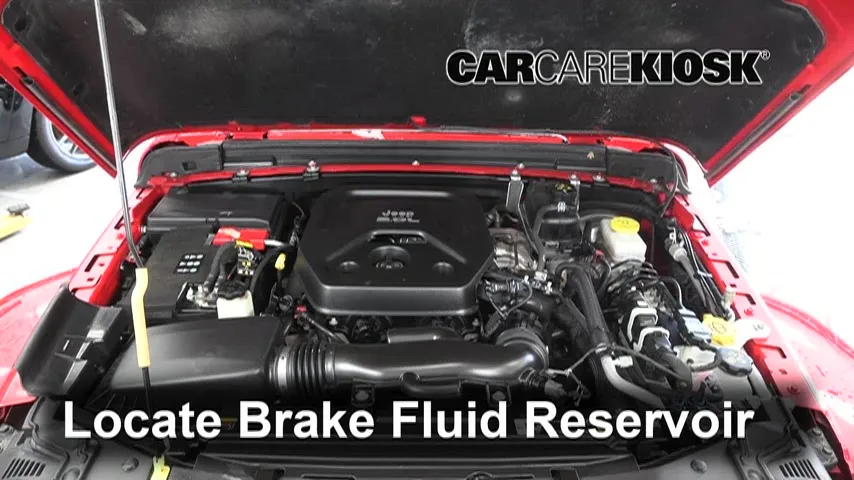 2021 Jeep Wrangler Unlimited Sahara 2.0L 4 Cyl. Turbo Líquido de frenos